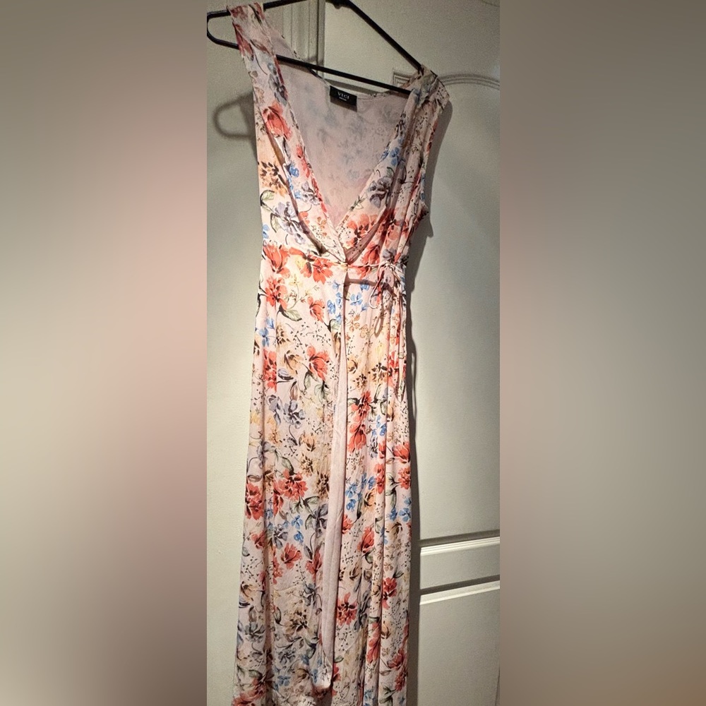 Gorgeous Vici wrap dress.